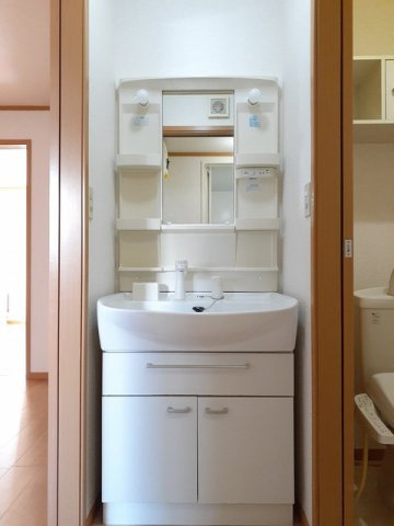 ラフレシールスクエアＡの洗面所