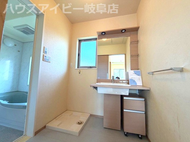 【独立洗面台】の画像