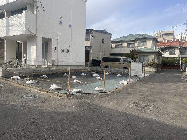 【前面道路含む現地写真】の画像