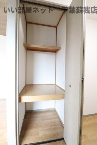 ビィウラ　WESTの収納|小物を収納するのに便利です