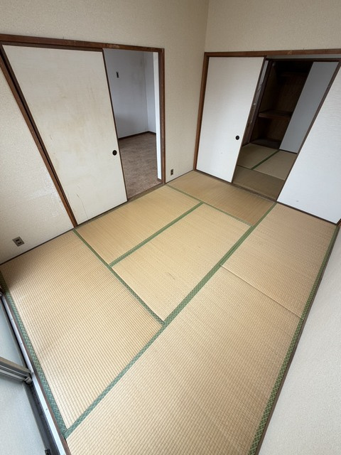 本通6丁目ビルの内装
