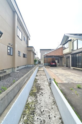 【設備】 | 黒石市北美町二丁目 5SLDK・土地115坪　中古住宅