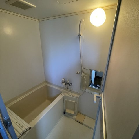 Kアパートの浴室