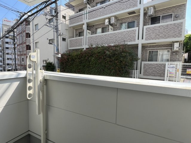 【バルコニー】