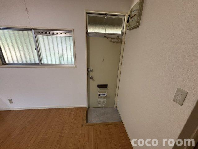 レピュート山崎 の玄関