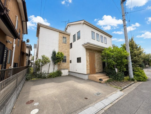 小平市花小金井４丁目の中古一戸建の外観