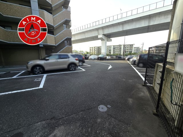 JGMヴェルデ城南の駐車場|敷地内の駐車場です。