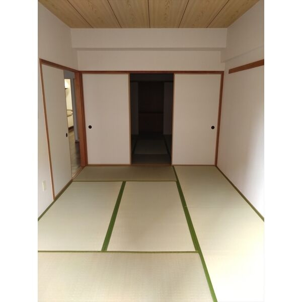 レジデンス泉の収納