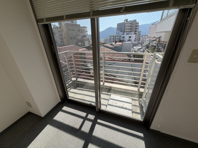 熱海市田原本町　角屋ビル3Fのバルコニー