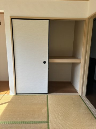 牟呂公文町貸家の収納