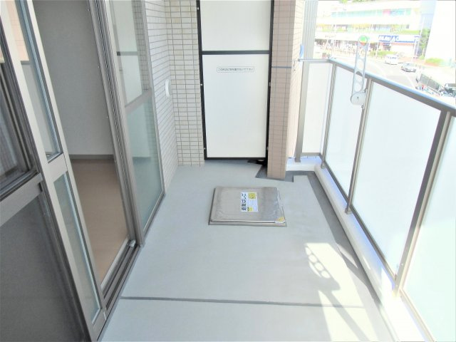 習志野市奏の杜１丁目の賃貸マンションのバルコニー|日当たりの良いバルコニーですよ