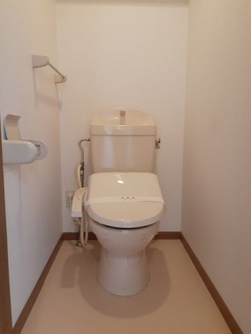 アプリコットガーデンのトイレ|コンパクトで使いやすいトイレです