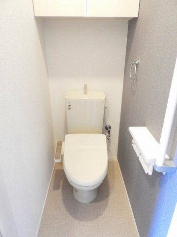 レオパラッツォのトイレ|落ち着いたトイレです