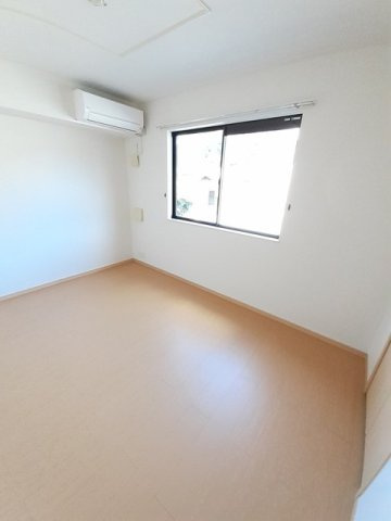 プラージュの内装|おしゃれな内装です