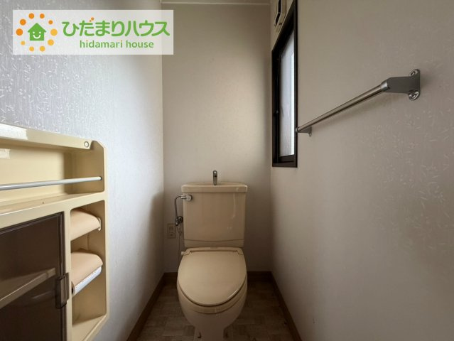 いわき市小名浜玉川南　中古戸建のトイレ|事務所側の2階には、休憩ができるように、トイレがご用意されております。
