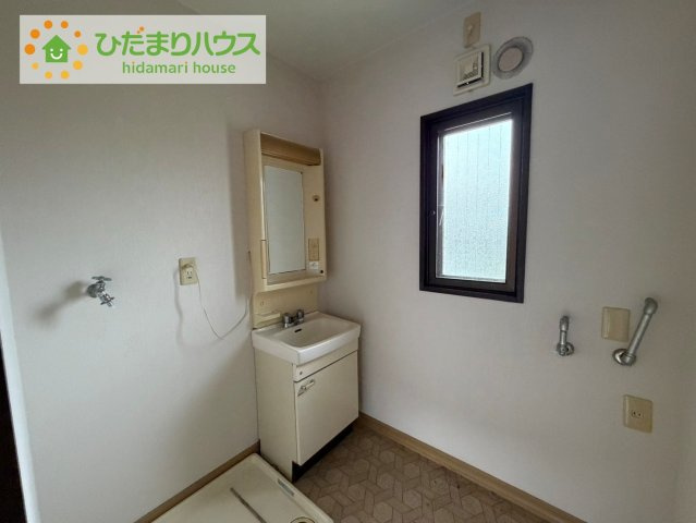 いわき市小名浜玉川南　中古戸建の浴室|シャワー付きお風呂