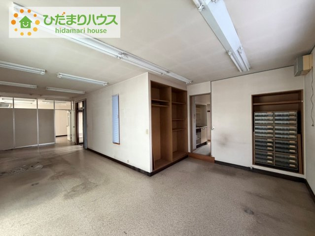 いわき市小名浜玉川南　中古戸建のその他共用部分|採光が取れたお部屋になります。