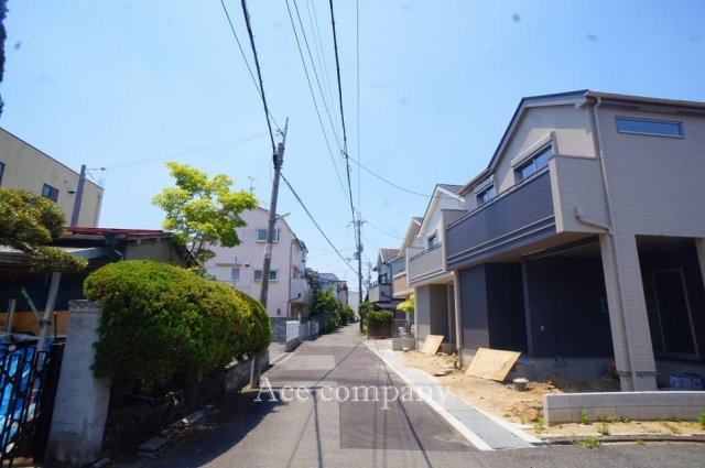【前面道路含む現地写真】 | 八尾市福万寺町南1丁目　【A号棟/全2棟】 | 【前面道路：幅員約4.1ｍ】