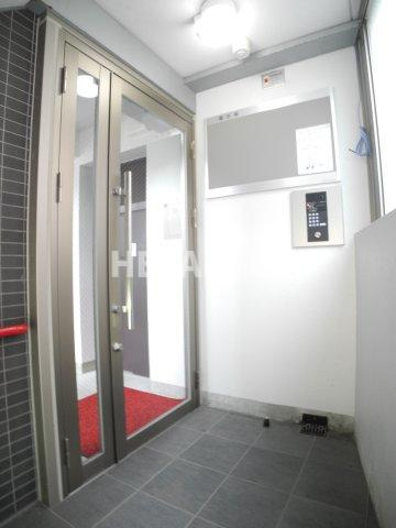 フォレスト花園のエントランス