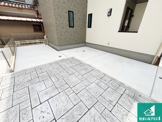 ◆堺市美原区阿弥　新築一戸建ての駐車場|駐車スペース！散水栓があるので、こまめに愛車を洗えます！