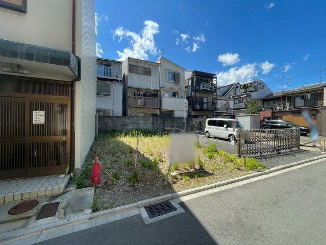 西ノ京内畑町　建築条件無土地の前面道路含む現地写真