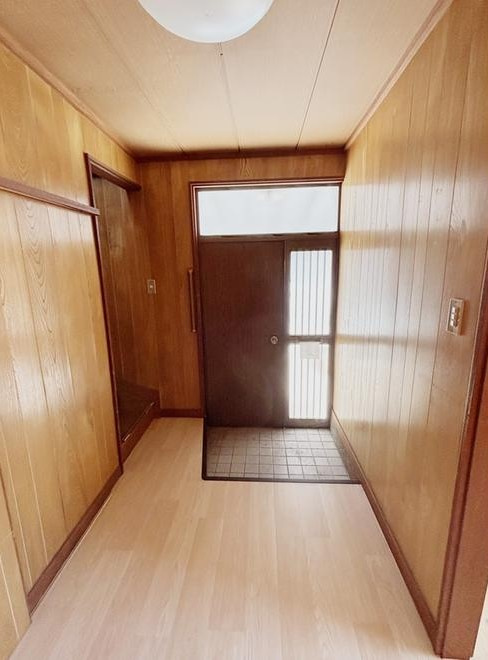 香里ケ丘1丁目　中古一戸建ての玄関|■物件内覧・資金計画相談・住宅ローン相談、リフォーム相談、お問合せ受付中■
※当日・翌日のご内覧、ご相談はお電話でのお問合せがスムーズです！