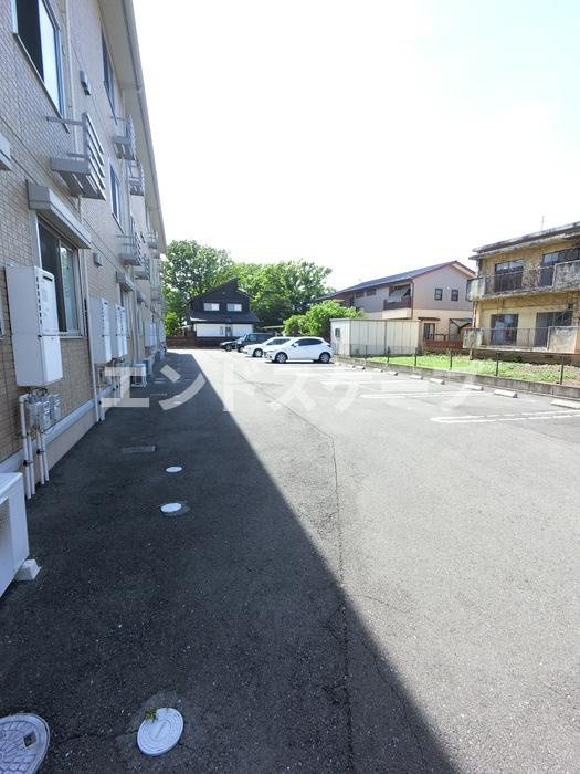 ルミエールの駐車場|高崎、前橋エリアのお部屋探しはエンドスケープまで！お客様の理想お聞かせ下さい♪