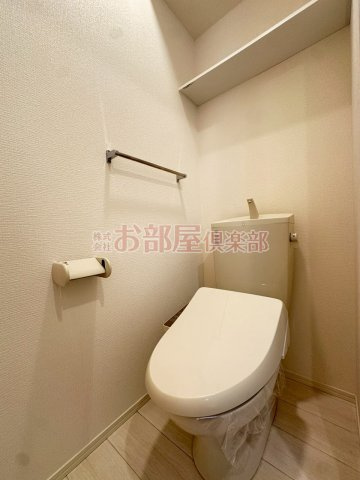 シュエットのトイレ|落ち着いた色調のトイレです