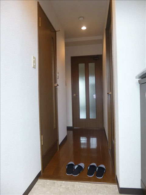 レージュ原の玄関