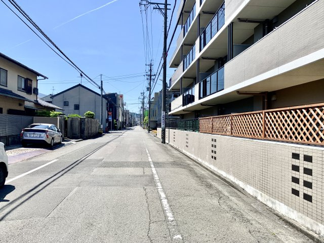 オブリージュ三番町レジデンス　静岡市葵区三番町の周辺|前面道路は広く見通しも良いです