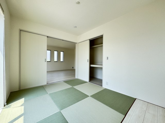 リーブルガーデンＳ第２前橋総社町植野　3号棟の収納|和室収納も充実♪お布団も収納できますよ！