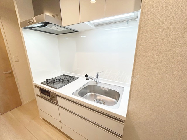 平塚市宝町の賃貸マンションのキッチン