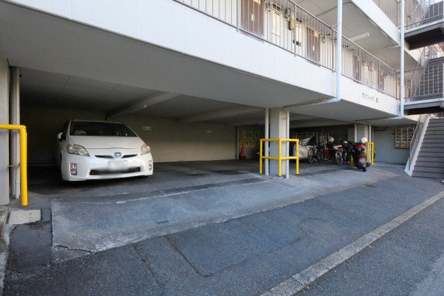 パシフィック紫の駐車場|別号数タイプ