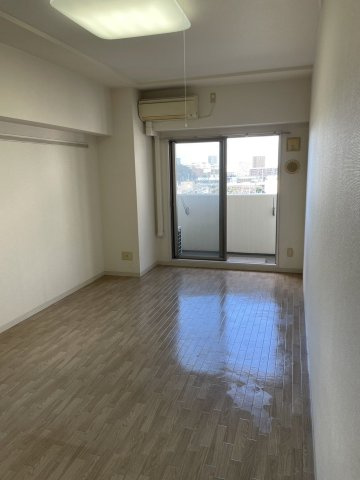 Ｕ－ＨＯＵＳＥ南柏の居間・リビング|607号室の写真です