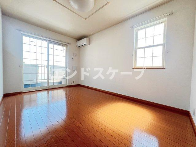 ベネット　ハウスＰの居間・リビング|高崎、前橋のお部屋探しはエンドスケープまで！お客様の理想お聞かせ下さい♪