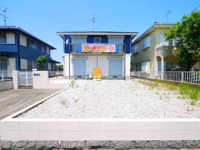 長生郡一宮町一宮　中古戸建の庭|内外装リフォーム済み令和8年1月 システムキッチン交換 駐車並列2台可能 一宮海岸車約10分