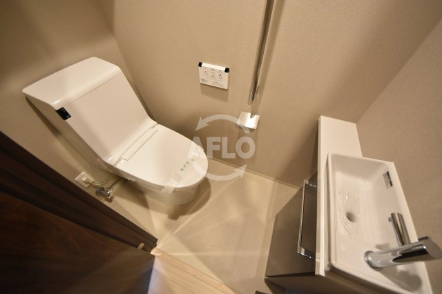 シティタワー東梅田パークフロントのトイレ|シティタワー東梅田パークフロント　温水洗浄便座
