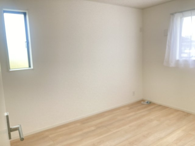 クレイドルガーデン前橋市稲荷新田町第３　４号棟の洋室|２階洋室１です