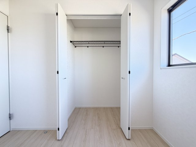 クレイドルガーデン前橋市稲荷新田町第３　４号棟の収納|２階洋室１収納です