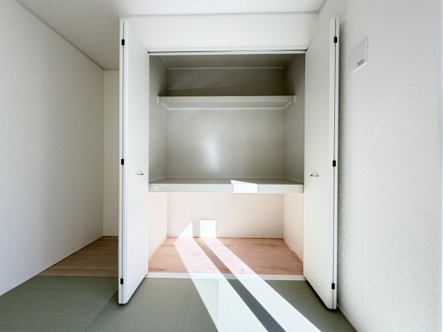 クレイドルガーデン前橋市稲荷新田町第３　４号棟の収納|和室にも収納スペースがあります！