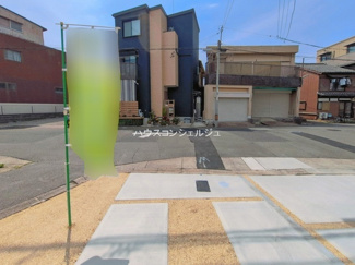 【前面道路含む現地写真】 | 名古屋市中川区下之一色町字操出48【仲介手数料無料】新築一戸建て　2号棟