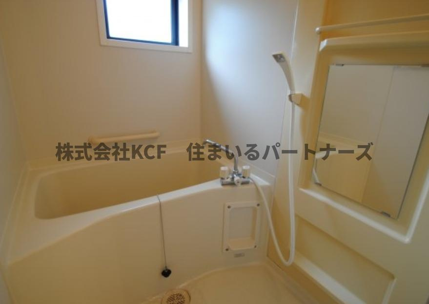 ハイネス迎野の浴室|きれいなお風呂です