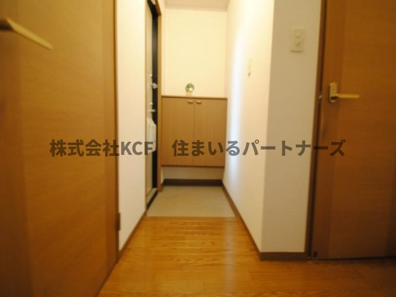 ハイネス迎野の玄関|きれいな玄関です
