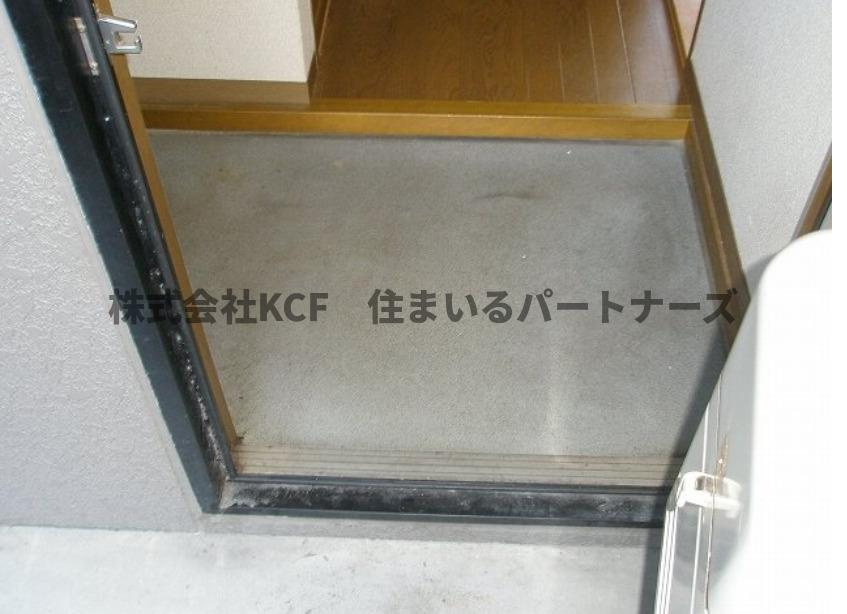 マイカル津福の玄関|収納もある玄関です