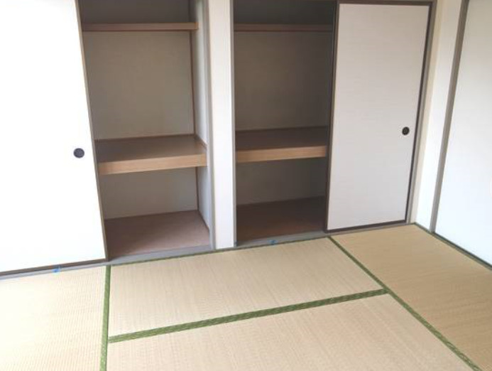 久留米市野伏間１丁目のハイツの収納|収納があります