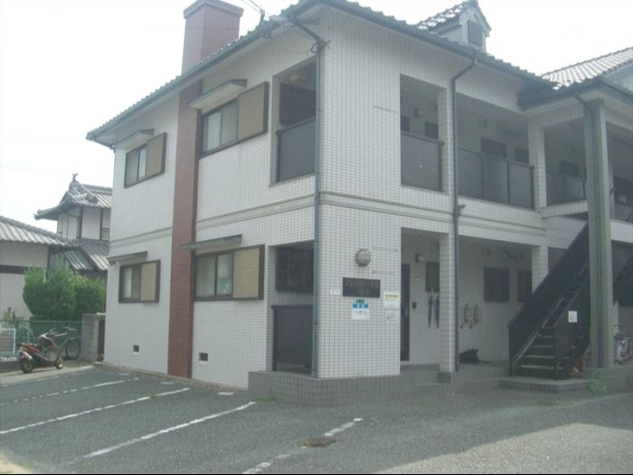 糟屋郡粕屋町仲原２丁目のアパート
