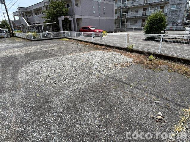 佐藤アパートの駐車場