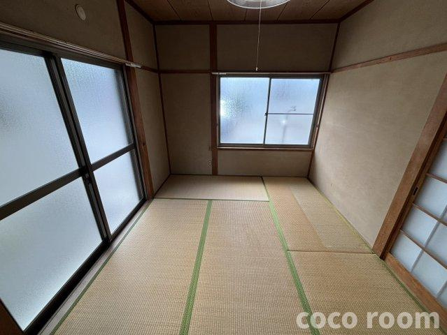 佐藤アパートの和室
