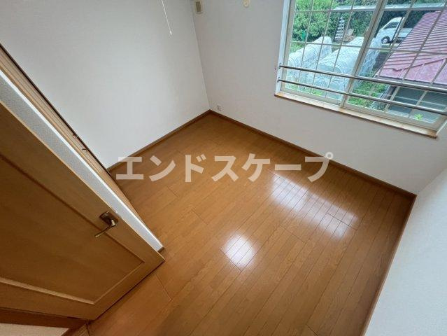 メゾン　ローズアヴニールの洋室|高崎、前橋のお部屋探しはエンドスケープまで！お客様の理想お聞かせ下さい♪