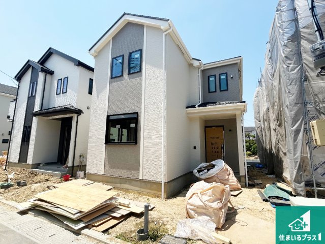 堺市美原区阿弥　新築一戸建ての外観|現在の進捗状況です！順調に作業進行中、完成が待ち遠しいです！詳細の間取り等、お気軽にお問い合わせください！
